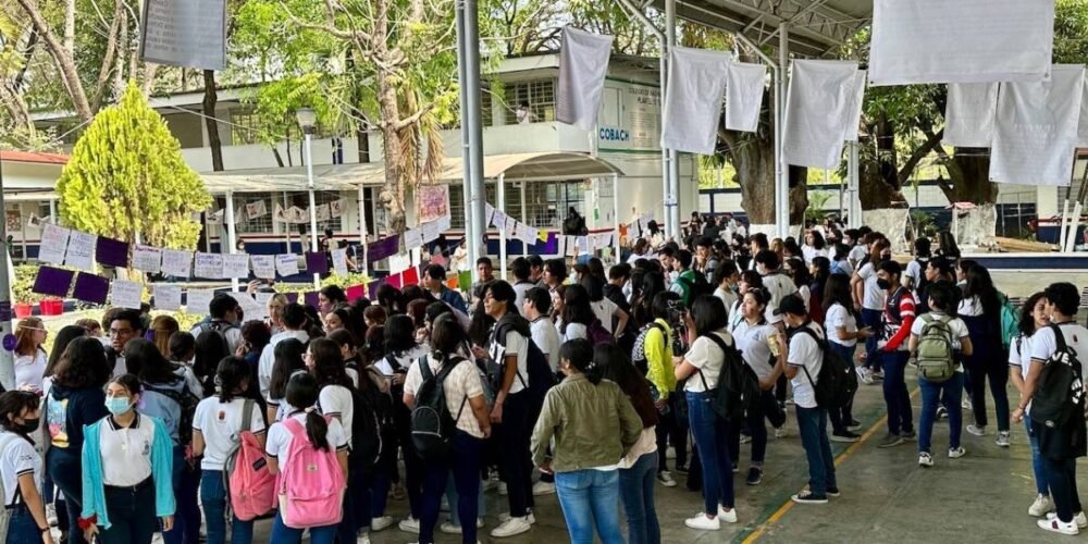 Cerca de 2 millones de estudiantes regresarán a clases