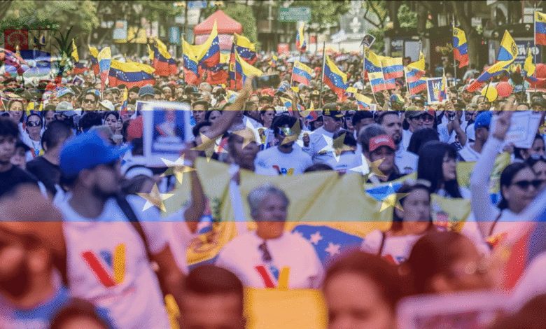 Cientos de chavistas marchan en Venezuela en respaldo a Nicolás Maduro tras recompensa de EE. UU.