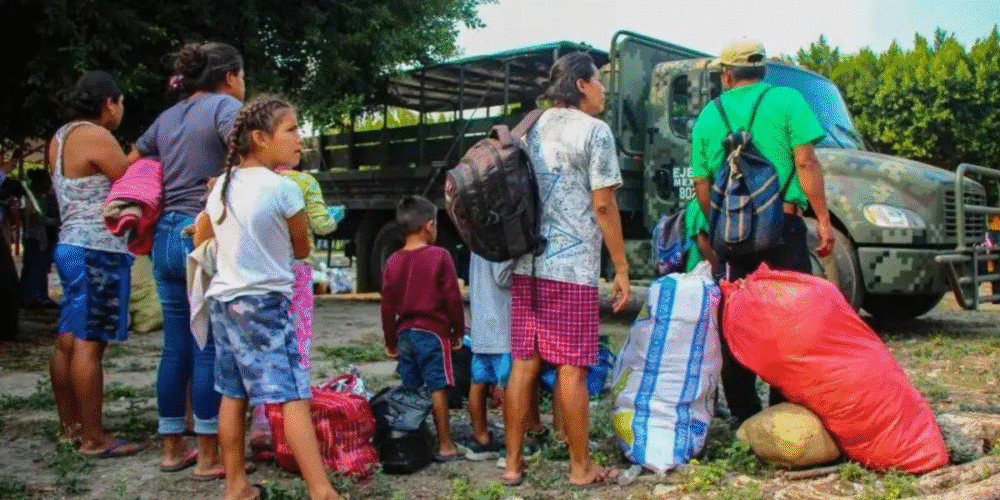 Crece tensión por desplazados