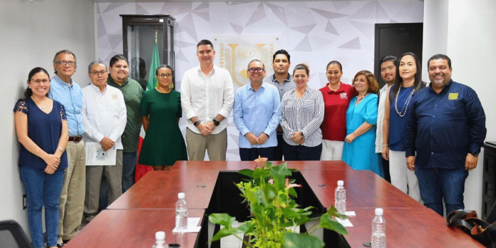 En favor de la educación de adolescencias resguardadas en centros de asistencia social se unen en un acuerdo UNACH, DIF y SEyT eñ Chiapas