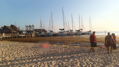 Joven originaria de Chiapas pierde la vida en playa de Cancún tras ingresar en la madrugada