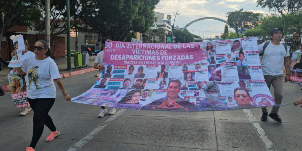 Se movilizan víctimas de desapariciones forzadas