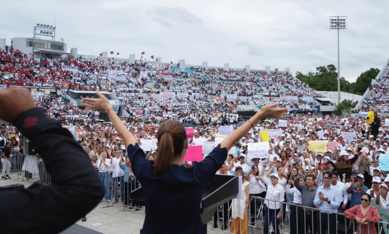La Presidenta de México destacó que Chiapas se va a convertir en un punto de desarrollo importante para los siguientes años a través de los Polos para el Bienestar, la línea K del Tren Interoceánico y la modernización del Puerto Chiapas