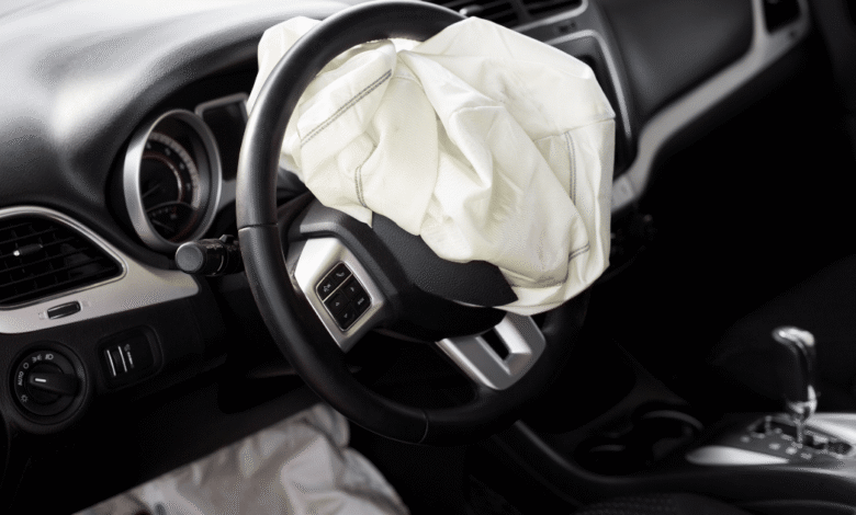 La Profeco y Seat emitieron un llamado a revisión para modelos Altea, León, Ibiza y Arona debido a fallas en bolsas de aire que podrían provocar lesiones