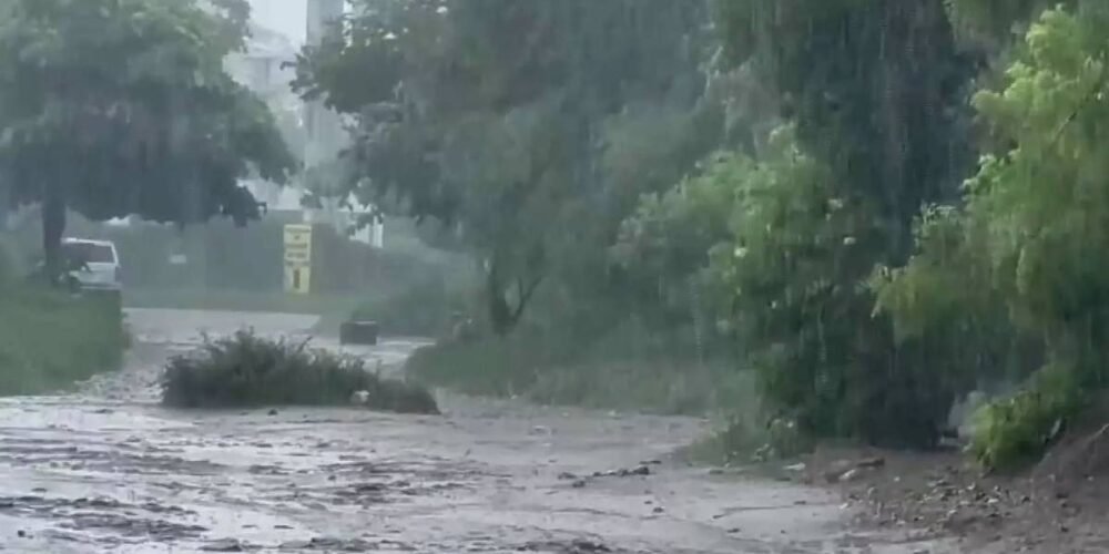 Huixtla refuerza acciones preventivas por intensas lluvias