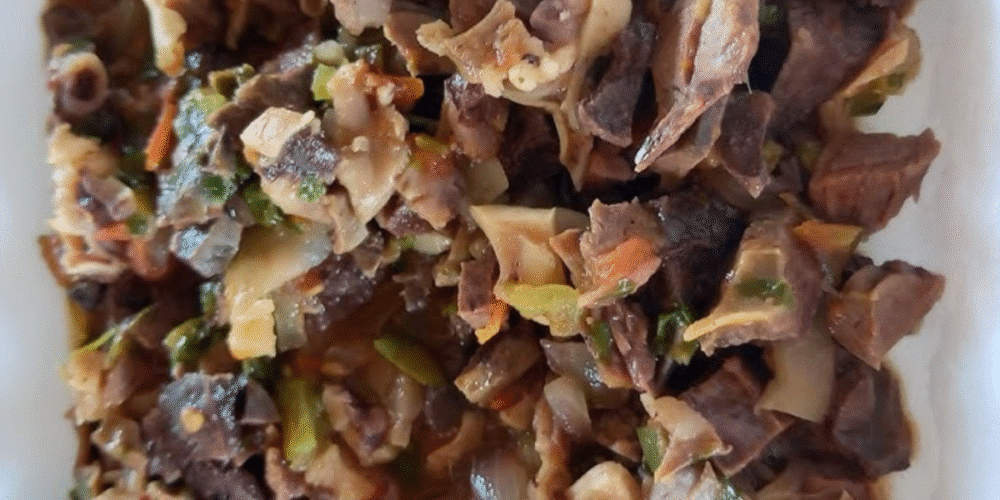 Menudencia de cerdo a la mexicana, tradición culinaria de Chiapas que se mantiene viva
