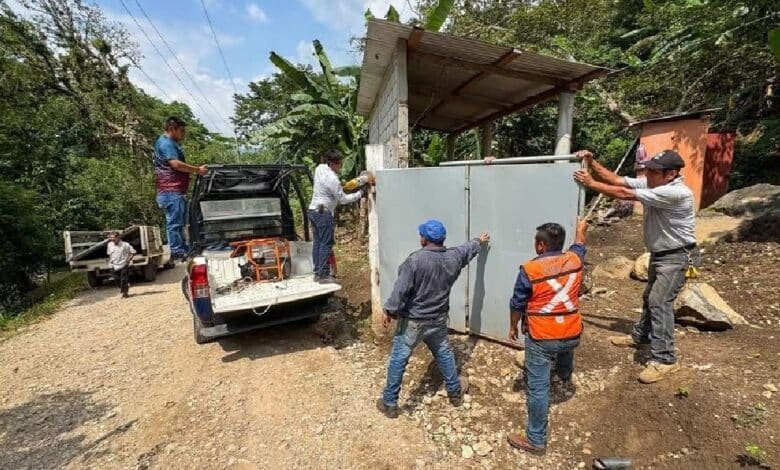 En Tecpatán se logró la liberación de una vía de acceso importante.