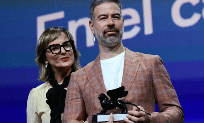 El filme del director mexicano David Pablos obtuvo el máximo reconocimiento en la sección Horizontes del Festival de Venecia 2025.