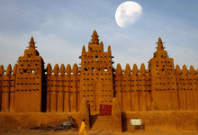 El Gran Minarete de Djenné, una joya arquitectónica que mira al cielo