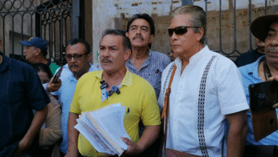 Jubilados y pensionados exigen pago completo de retroactivos frente al Congreso del Estado