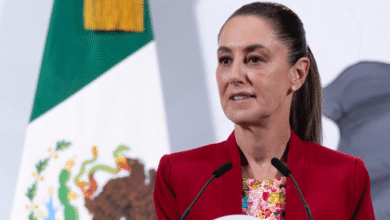 La Presidenta de México, Claudia Sheinbaum Pardo, informó que sostuvo, el sábado 25 de octubre, una llamada telefónica breve y cordial con el presidente de los Estados Unidos, Donald Trump, con el que concordó que los temas de seguridad, migración y comercio van muy bien.