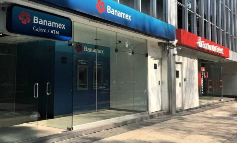 Santander se pronuncia tras venta de Banamex