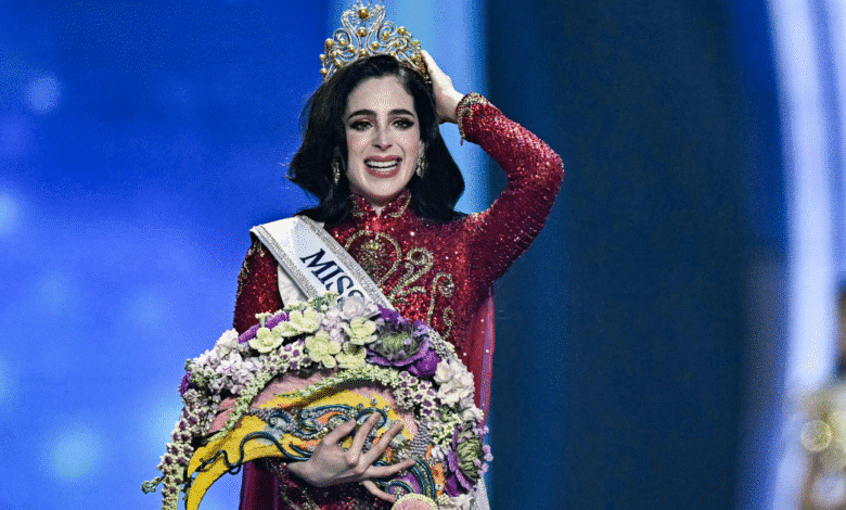Histórico triunfo en Tailandia La tabasqueña Fátima Bosch se corona como Miss Universo 2025 (Foto por AFP)