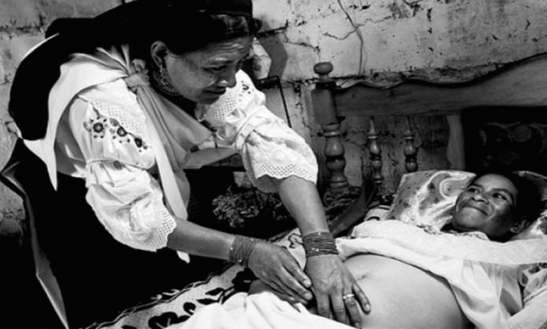 Parteras y medicina herbolaria el primer recurso de salud para mujeres rurales en la Frailesca