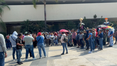 Piden liberación de dos líderes comitecos; anuncian plantón indefinido