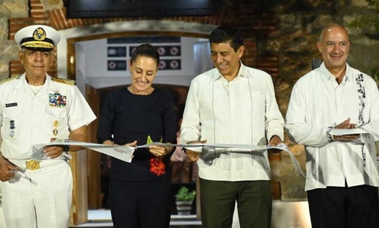 Rodeada de cientos de mexicanas y mexicanos, la presidenta Claudia Sheinbaum inaugura estaciones de la Línea K del Tren Interoceánico