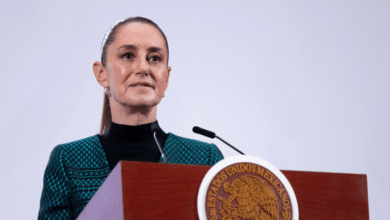 Se basa en tres ejes: 1. Seguridad y Justicia; 2. Desarrollo económico con Justicia; y 3. Educación y Cultura para la Paz