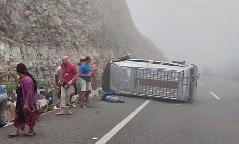 Ocho lesionados en choque sobre la autopista San Cristóbal- Chiapas de Corzo