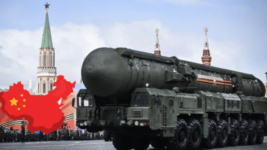 Alerta nuclear China carga más de 100 misiles en sus silos y rechaza el control de armas (Foto por Alexander Nemenov)