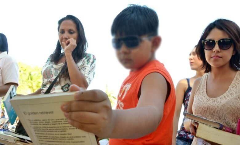 Rezago cultural y baja lectura siguen al alza (Foto de internet)