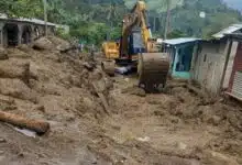 Protección Civil realiza trabajos de rehabilitación en carretera Amatán–Cerro Blanco