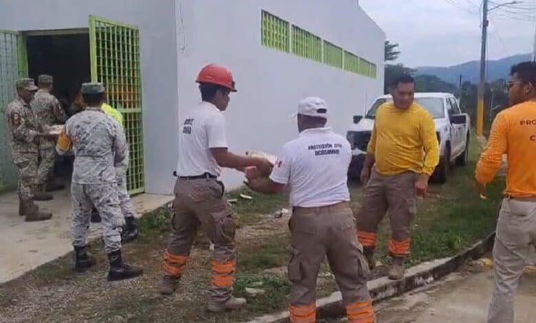 Lluvias por Frente Frío 19 mantienen en alerta a Chiapas; continúa entrega de ayuda humanitaria