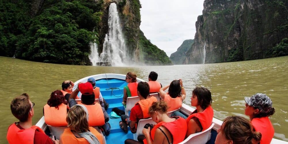 Actualizan tarifas del paseo en lancha en el Cañón del Sumidero