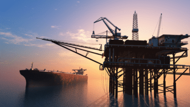 El petróleo venezolano enfrenta un nuevo revés en el mercado internacional. En medio del bloqueo impuesto por Estados Unidos, los compradores chinos —principales clientes del crudo sudamericano— han rechazado recientes ofertas debido al incremento de precios y a un contexto de sobreabasto que les permite mantener una postura cautelosa.