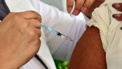 Enfermeras recorren montañas en Chiapas para contener el sarampión. (Foto: Redes Sociales).