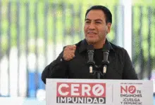 Gobernador de Chiapas pide a jóvenes no permanecer fuera después de las 2 a.m.