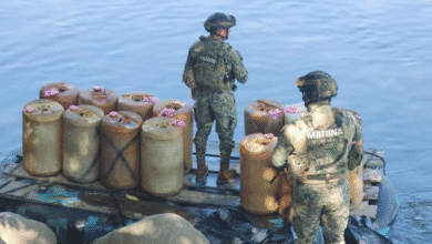 Marina asegura 1,140 litros de diésel en el río Suchiate en Ciudad Hidalgo, Chiapas