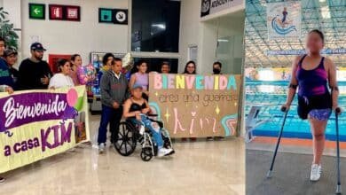Paciente del Hospital de Pediatría del CMN Siglo XXI supera cáncer óseo y es campeona de natación en Chiapas