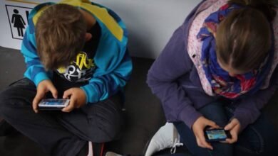 Reino Unido analiza prohibir redes sociales a menores de 16 años