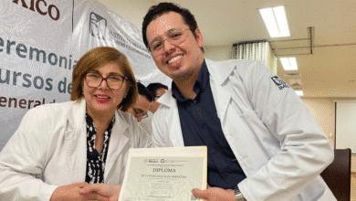 Egresan 36 especialistas del IMSS Chiapas en ocho áreas estratégicas