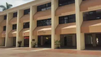 Las escuelas chiapanecas han recibido recursos directos para mantenimiento, rehabilitación y equipamiento, lo que representa un impacto significativo en comunidades urbanas (Foto de cortesía)