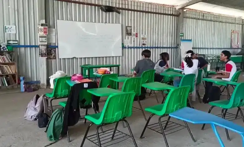 más de 1.3 millones de estudiantes en chiapas reciben becas para el bienestar