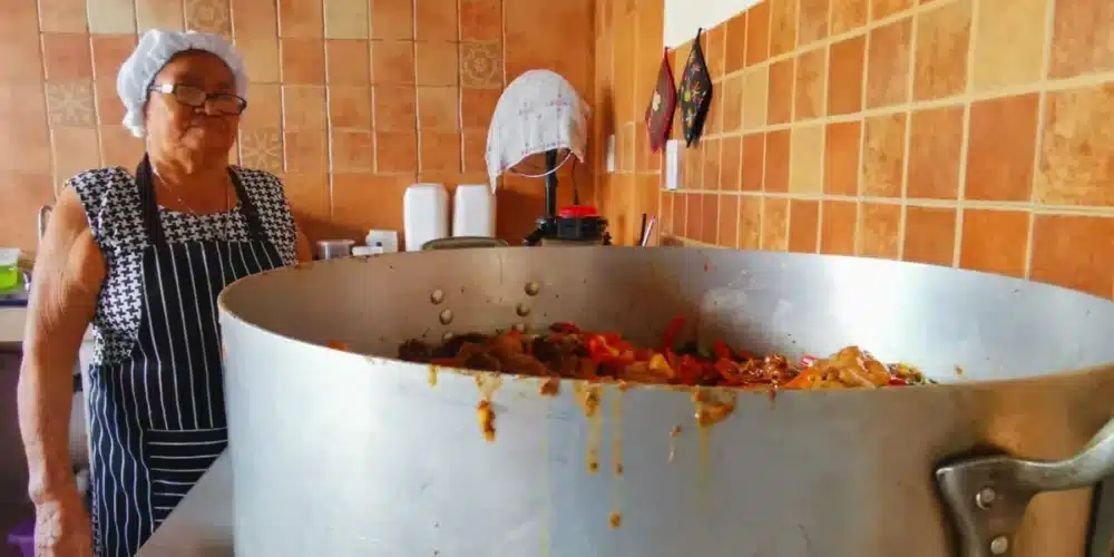 comedor comunitario de santo domingo, 16 años llevando alimento y esperanza a quienes más lo necesitan