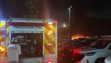atienden incendio en bodega de la colonia arboledas en tuxtla gutiérrez