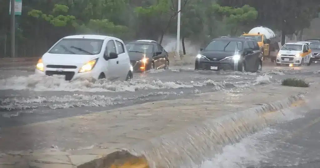 intensas precipitaciones afectan la movilidad en tuxtla gutiérrez (1)