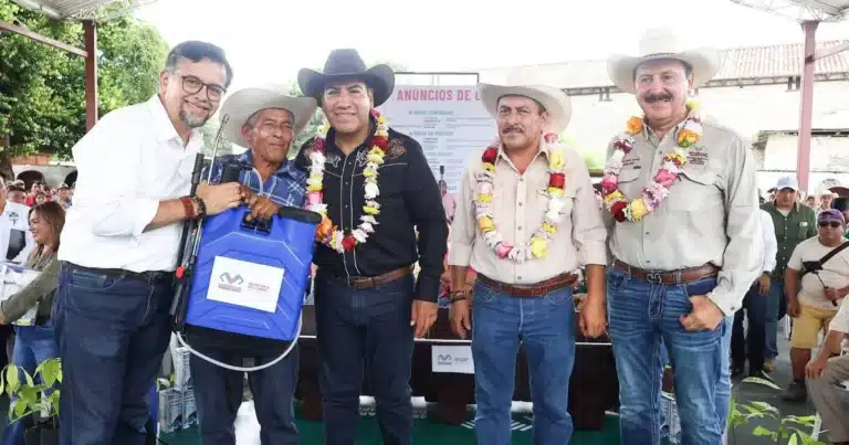 Gobierno de Eduardo Ramírez invierte más de 44 millones de pesos en obras y apoyos para Ostuacán
