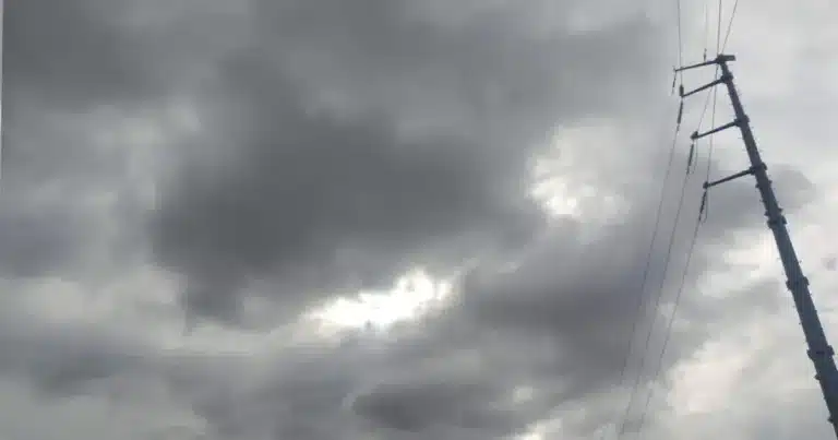 Pronostican lluvias intensas y tormentas toda la semana en Chiapas por ondas tropicales