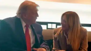 meloni desmiente a trump tras polémica declaración en el g7 ni yo ni italia suplicamos jamás