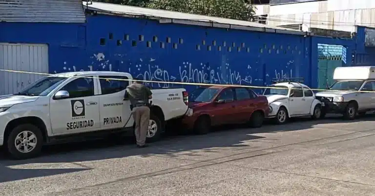 chofer muere tras sufrir presunto infarto y choca contra tres vehículos en tapachula