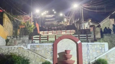 Atienden peticiones ciudadanas en San Cristóbal; rehabilitan alumbrado público en el barrio de San Antonio