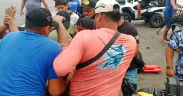 rescatan a joven de 23 años de morir ahogado en playa del sol fue hospitalizado tras sufrir hipoxia severa