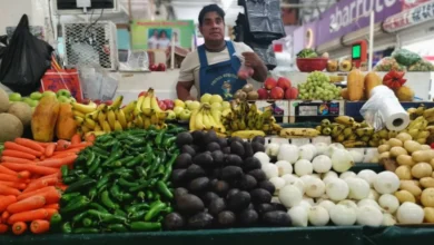 ventas en mercados de tuxtla caen hasta 50% por gastos de graduaciones y regreso a clases