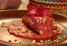 Mole rosa, un platillo mexicano que deslumbra por su color y sabor (Foto de El Anafre Rojo)