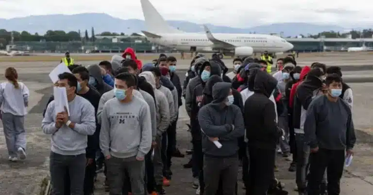 eu deporta a más de 2 mil mexicanos a guatemala antes de enviarlos a méxico