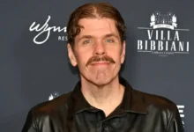 perez hilton permanece hospitalizado y será evaluado por especialistas