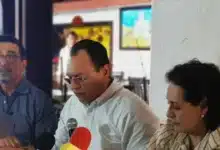 oposición cuestiona administración de Ángel torres